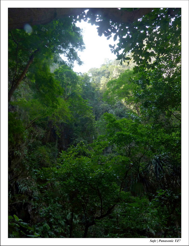 2011 - 03 - Koh Ngai 087